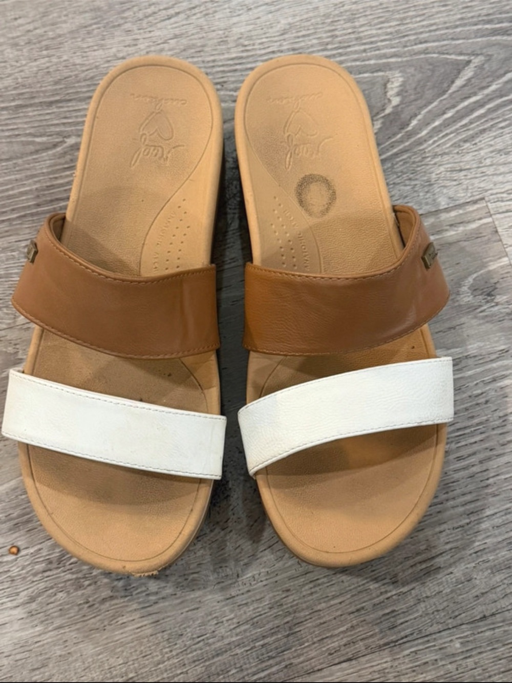 Reef Women’s Two-Stripe Slide Sandals in Tan and White